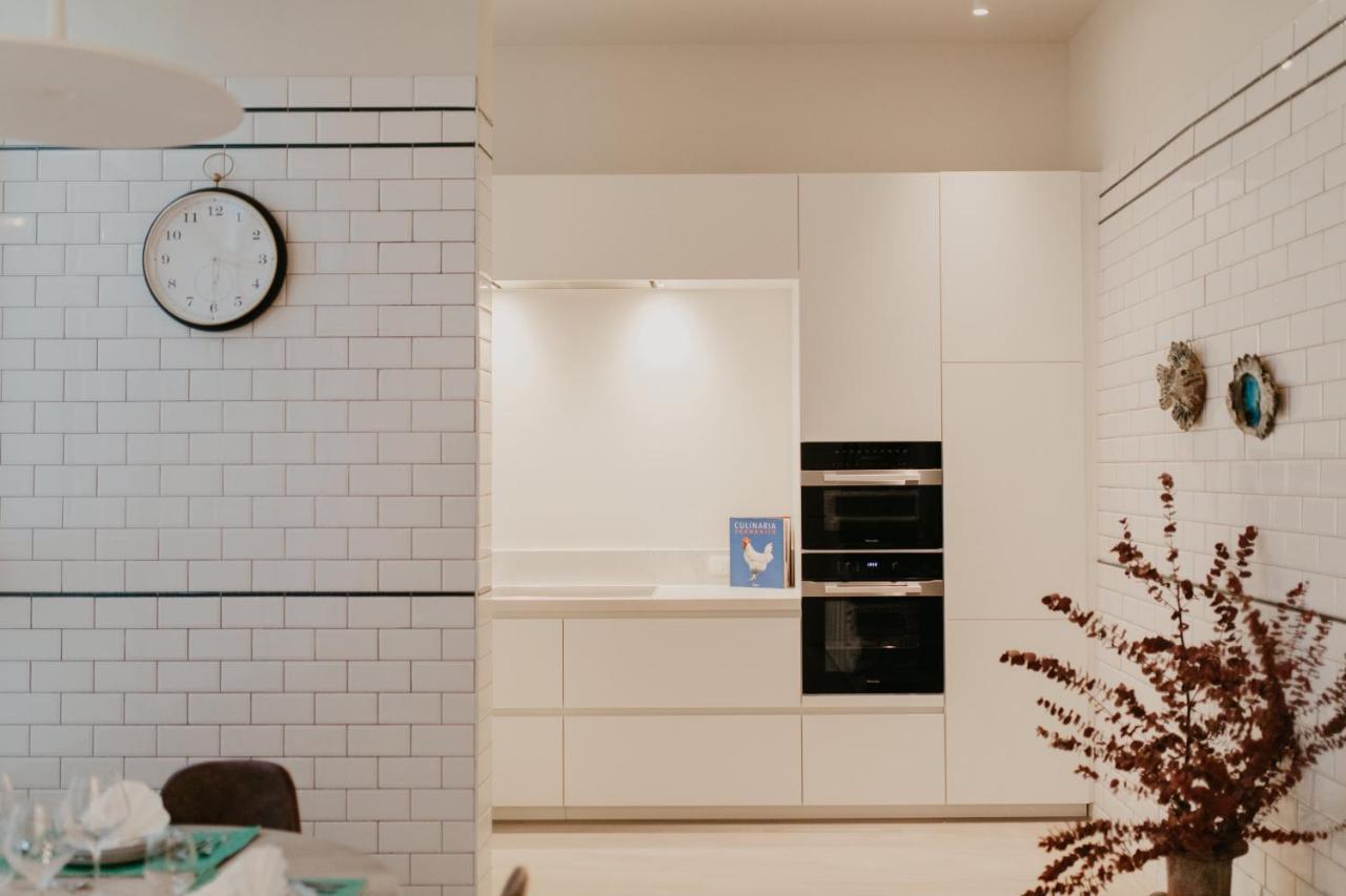Blue Bird Residence Suite Moriaan แอนต์เวิร์ป ภายนอก รูปภาพ