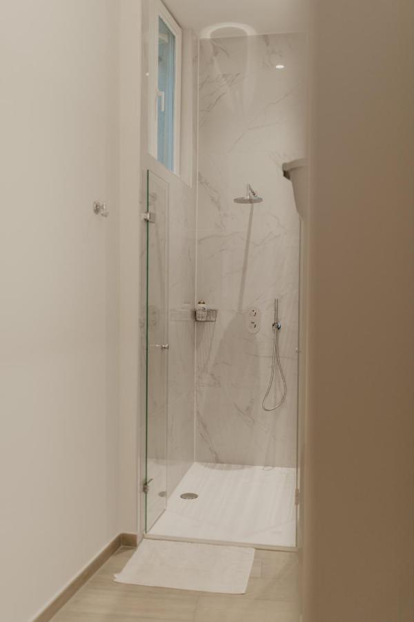 Blue Bird Residence Suite Moriaan แอนต์เวิร์ป ภายนอก รูปภาพ