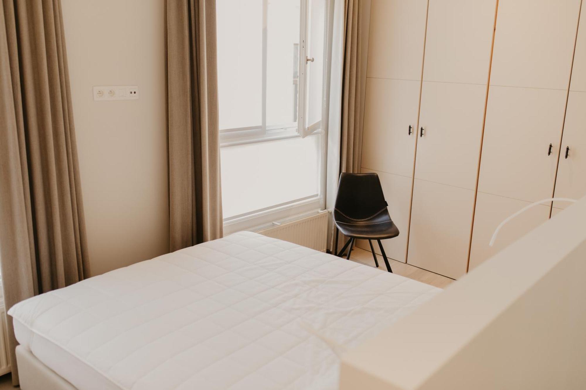 Blue Bird Residence Suite Moriaan แอนต์เวิร์ป ภายนอก รูปภาพ