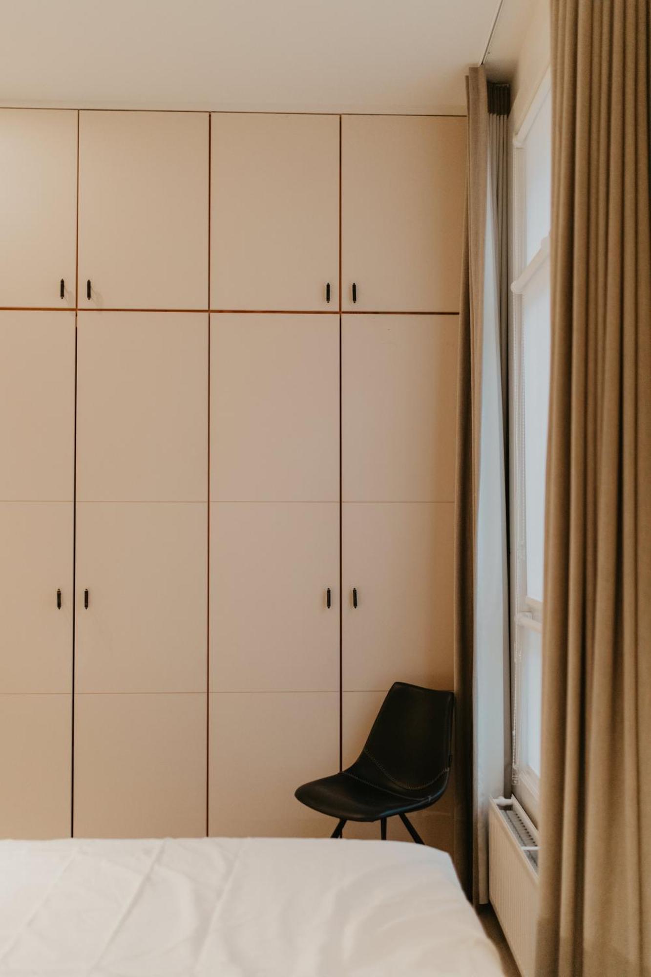 Blue Bird Residence Suite Moriaan แอนต์เวิร์ป ภายนอก รูปภาพ