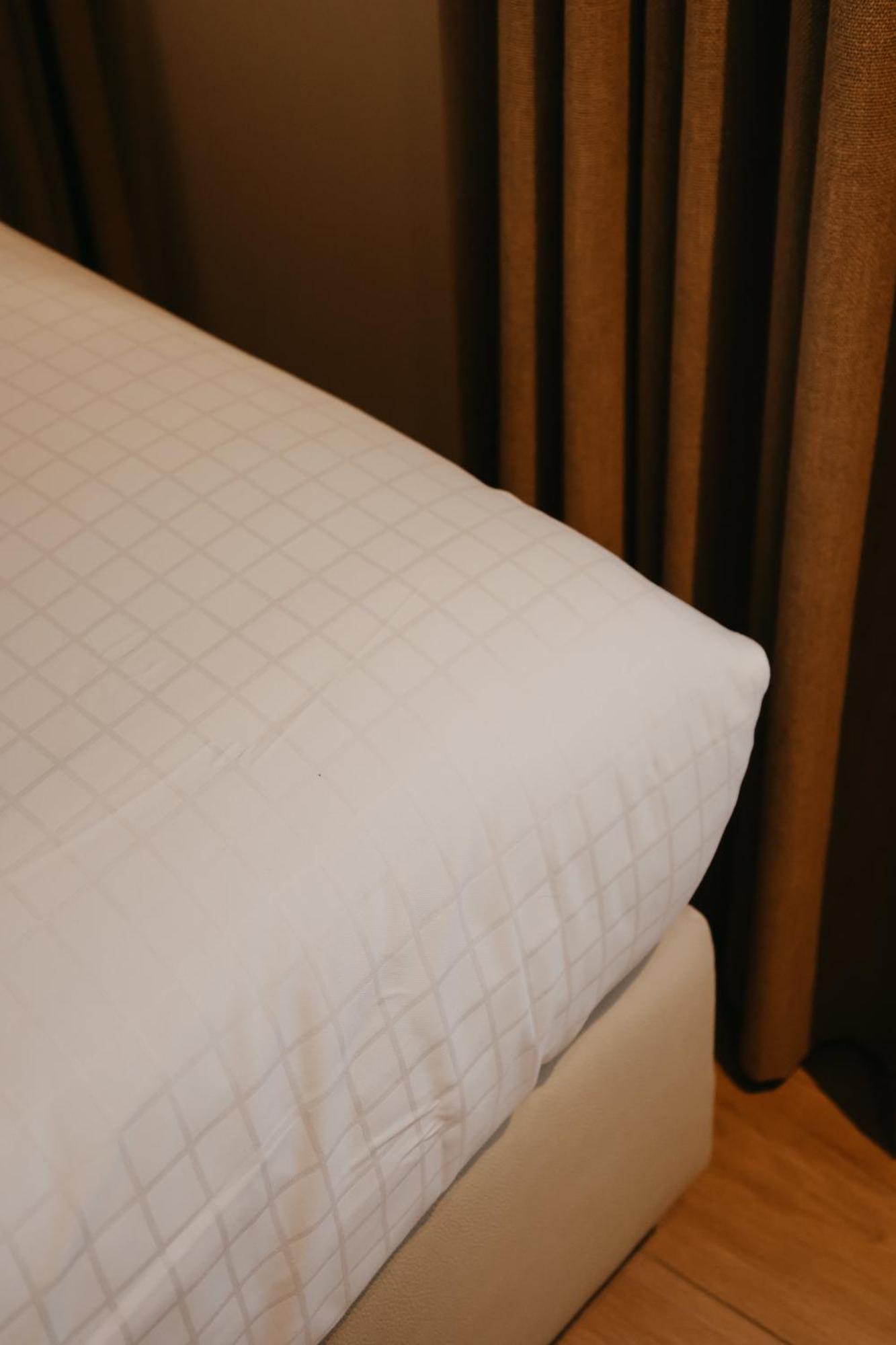 Blue Bird Residence Suite Moriaan แอนต์เวิร์ป ภายนอก รูปภาพ